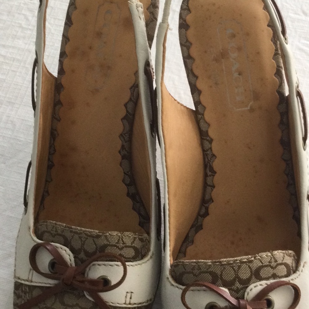 Coach Women's Brown and White Signature Wedge Slingbacks - Picture 7 of 10